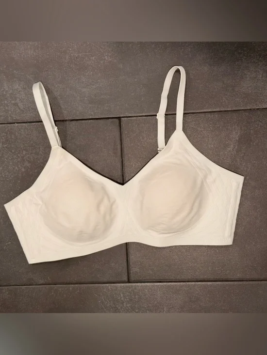 Honeylove Seamless White Wireless Softform Bra w/ Removable Padding L - Picture 2 of 13